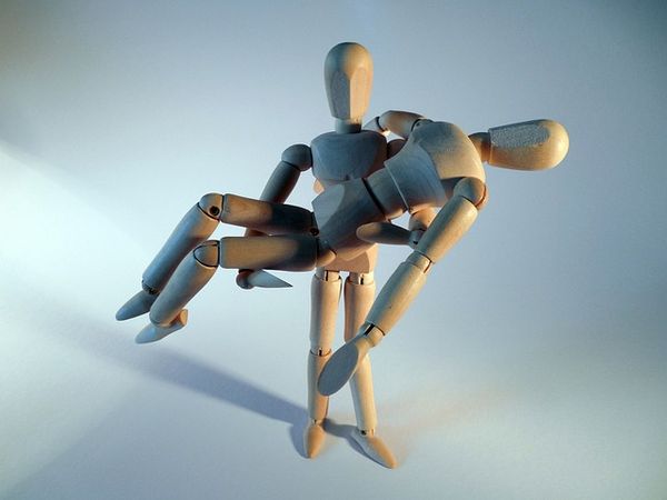 Odważne nadruki na koszulkach - przewodnik dla ratowników medycznych